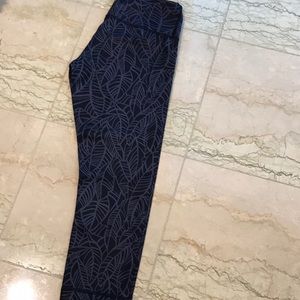 Lululemon/Athletic Wear